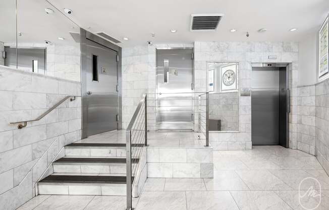 Studio, 1 bath, $4,100, Unit 2E