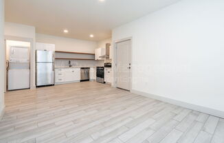 1 bed, 1 bath, 620 sqft, $1,050, Unit 2104