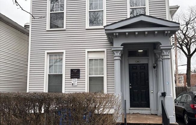 395 Crown Street 6 Bed 2 Bath House - Get One Month Free Rent!