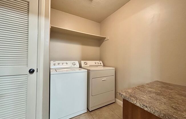 3 beds, 2.5 baths, $1,380, Unit # 50