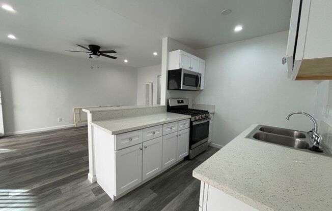 1 bed, 1 bath, 900 sqft, $1,975, Unit 3