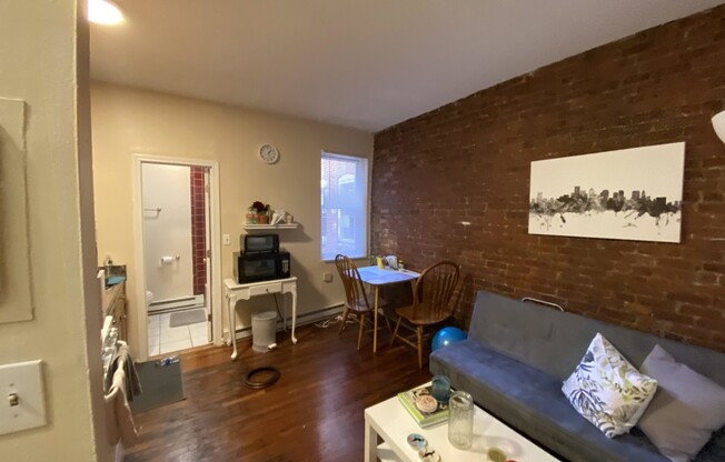 890 Huntington Ave