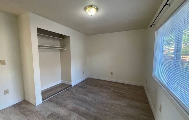 2 beds, 1 bath, $1,600