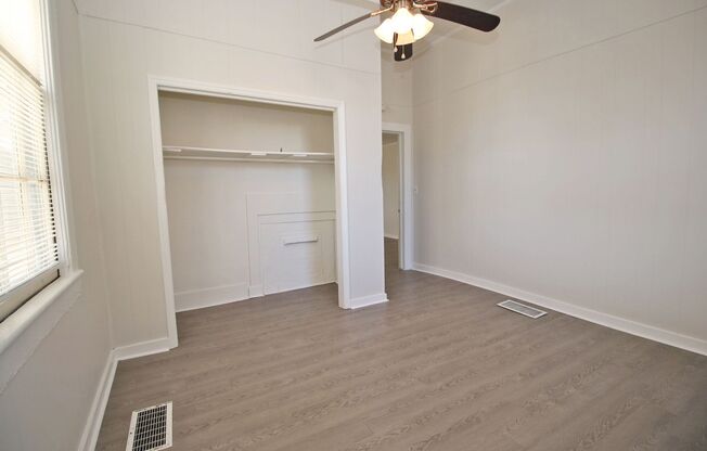 PRE-LEASING for 2025! 3 Bedroom, 2 Bath - Close to USC!