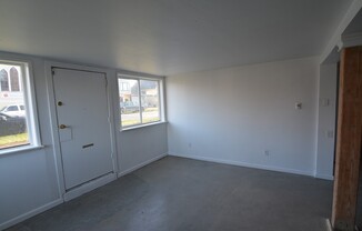 1 bed, 1 bath, 550 sqft, $1,095, Unit 13