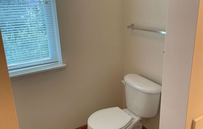 2 beds, 2 baths, 1,223 sqft, $1,730, Unit 931-301