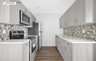 906 E NEW YORK AVE