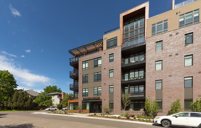 Cultivated and cultured, Modera Cherry Creek puts you at the center of Denver’s best offerings