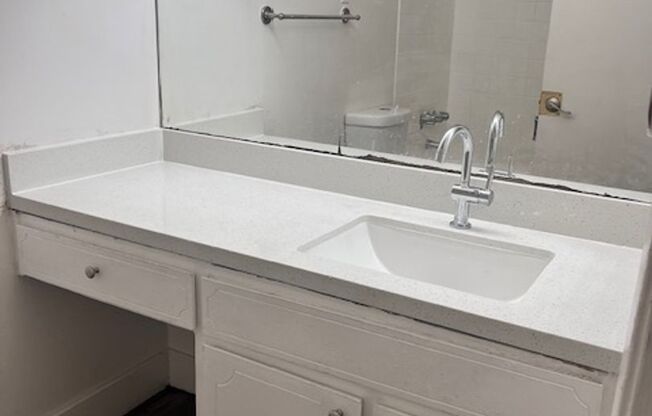 1 bed, 1 bath, 625 sqft, $2,095, Unit 204