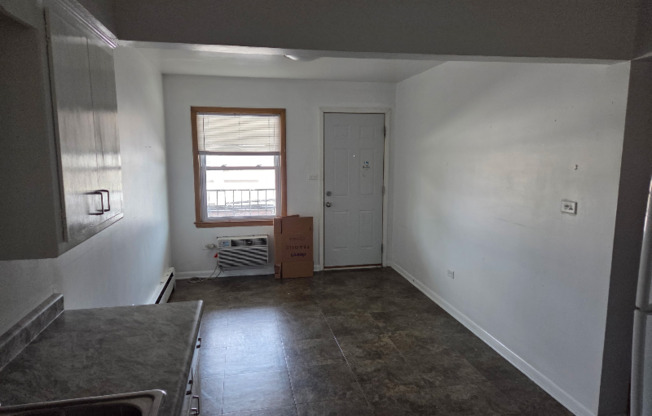 9521 FRANKLIN AVE