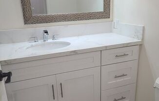 1557 S BEVERLY GLN BLVD