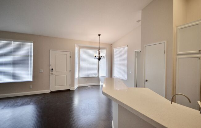 2 beds, 2 baths, $2,795, Unit Unit 57D