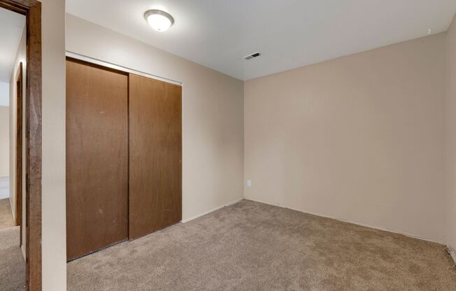 3 beds, 2 baths, 1,026 sqft, $1,450