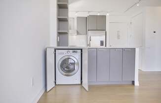 1 bed, 1 bath, 760 sqft, $7,250, Unit 1201