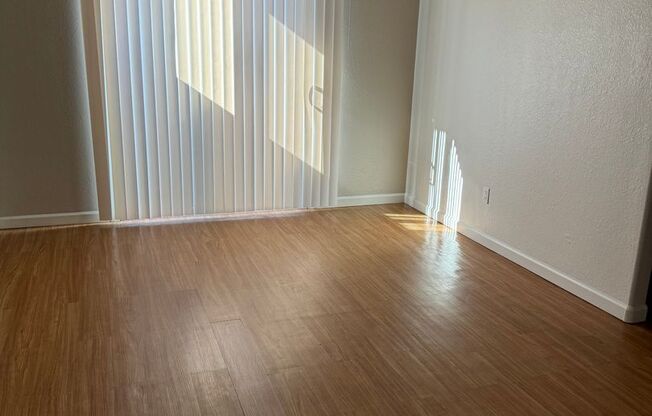 1 bed, 1 bath, 592 sqft, $1,129, Unit 185