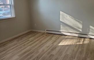 2 beds, 1 bath, 850 sqft, $1,250