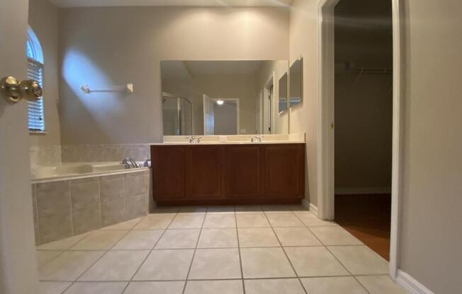 4 beds, 2 baths, 2,301 sqft, $2,350