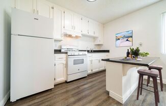 1 bed, 1 bath, 550 sqft, $1,975, Unit 018