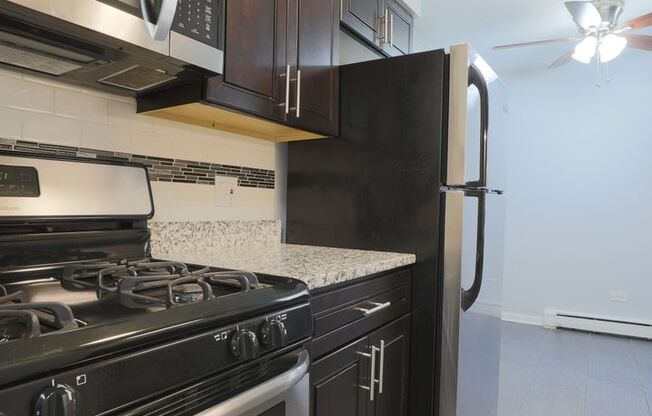 1 bed, 1 bath, 591 sqft, $1,850, Unit 409