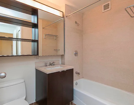 2 beds, 2 baths, 997 sqft, $6,995, Unit 25A