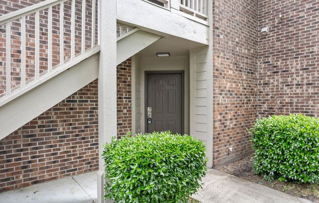 2 beds, 2 baths, 1,000 sqft, $1,147, Unit 421C