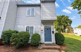 2003 Countrymens Court, Unit #32
