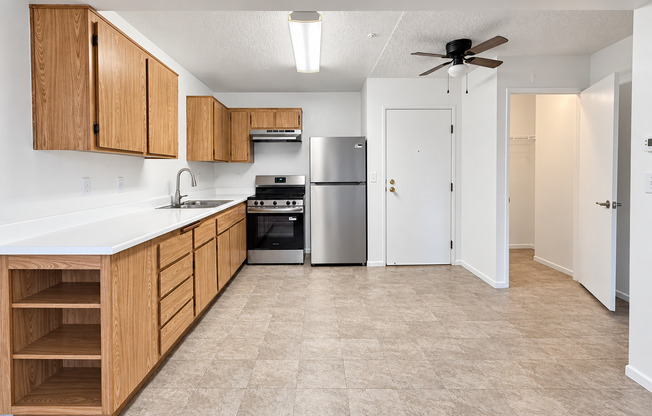 Welcome to Hawaiian Terrace Apartments – Where Comfort, Community & Convenience Come Together!