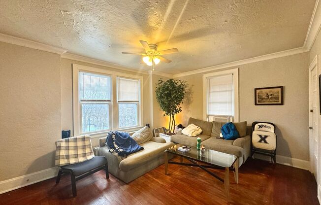 1025 Dana Ave Apts