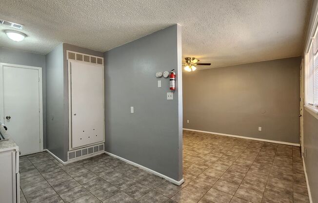 1 bed, 1 bath, 611 sqft, $600, Unit C