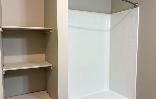 2 beds, 2 baths, 1,303 sqft, $1,899, Unit 228