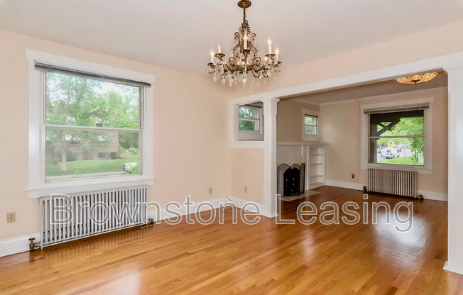 867 OGDEN ST