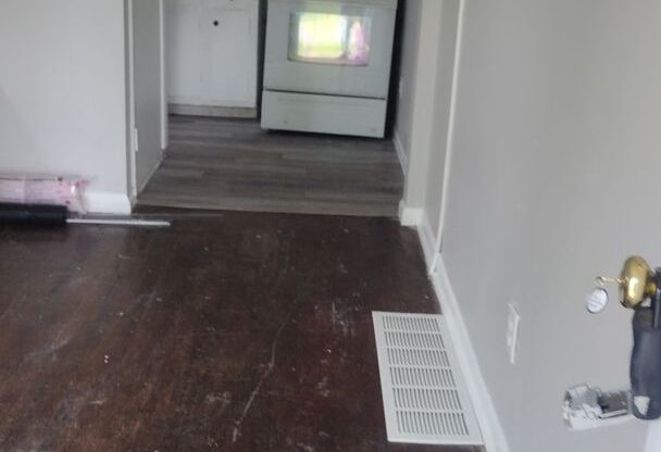 1 bed, 1 bath, $750