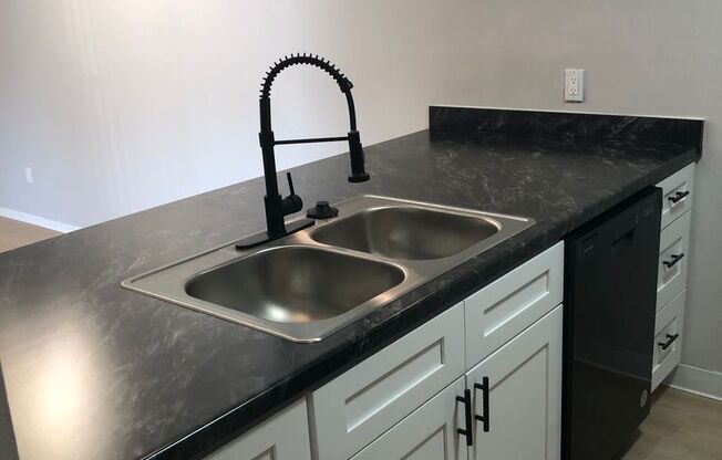 2 beds, 2 baths, 1,042 sqft, $1,474, Unit 5801B