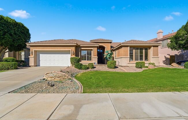 Beautiful Single-Level Home with Private Pool – Prime Arrowhead Location!