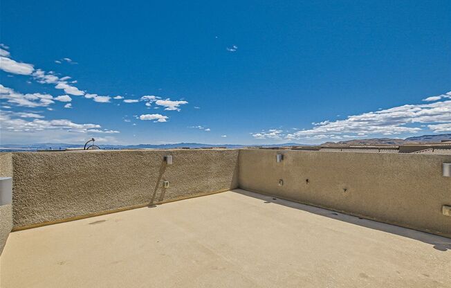 Breathtaking Summerlin TownHome in Gated Community with Rooftop Deck & Community Pool!