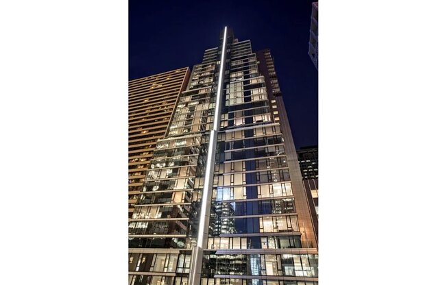 2 beds, 2 baths, 1,001 sqft, $8,000, Unit 16F