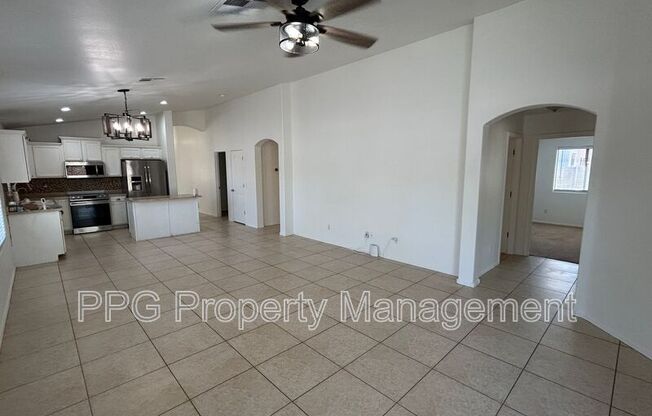 7108 W FAWN DR