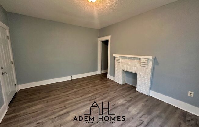Spacious 2 Bedroom Home in a Central Location!! - (Duplex)