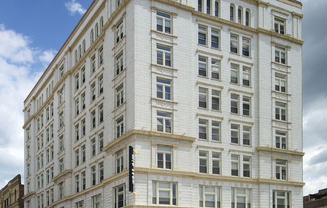 1 bed, 1 bath, 742 sqft, $1,650, Unit 308