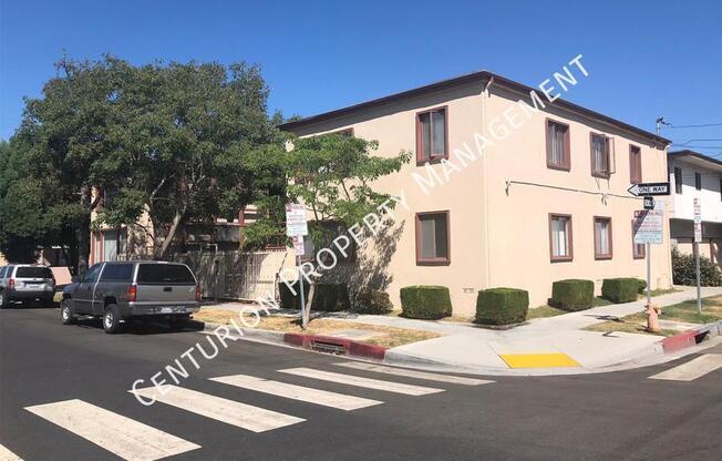 252 BONITO AVE
