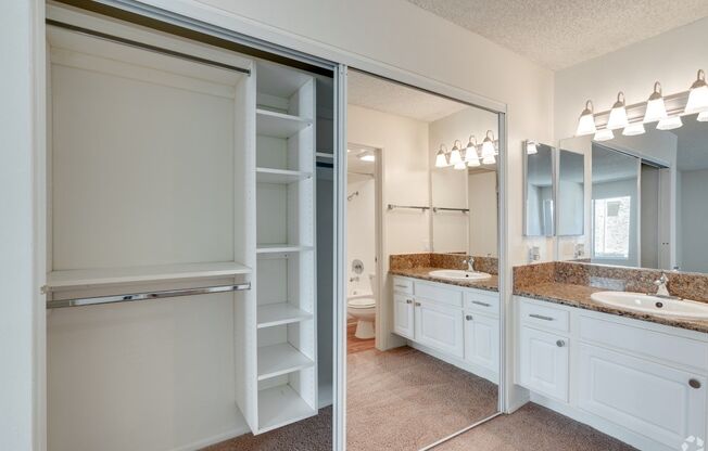 2 beds, 2 baths, 967 sqft, $2,620, Unit # 020