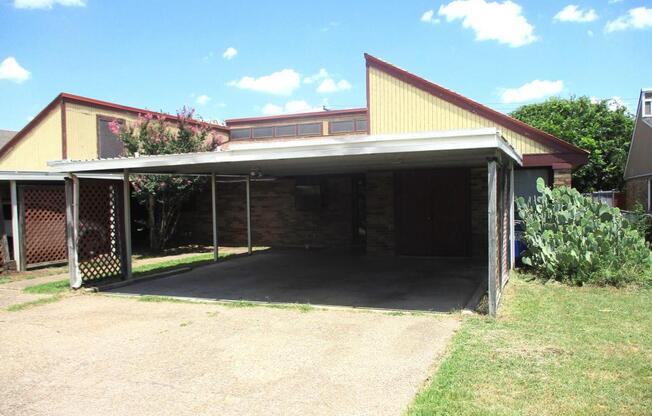 203 YORKSHIRE CT