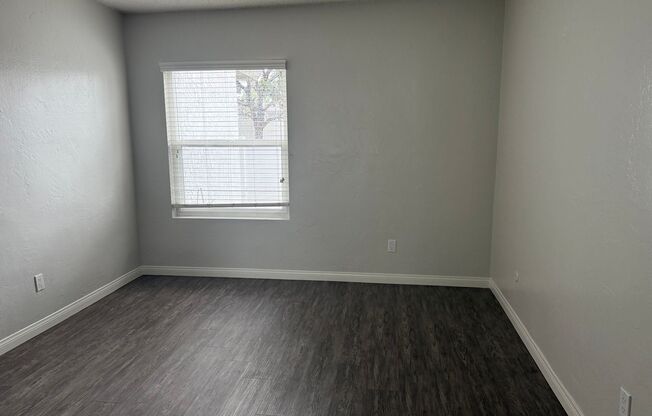 1 bed, 1 bath, 715 sqft, $2,465, Unit A043