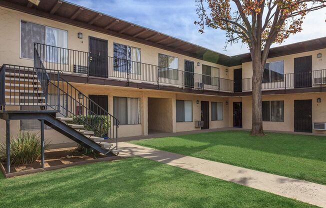 Oak Valley Apartments | Spacious & Updated at an Exceptional Value!