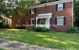 1009 1011 MACARTHUR CIR