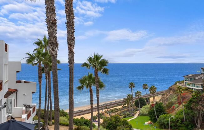 Luxurious fully furnished condo in the sought-after location of San Clemente!