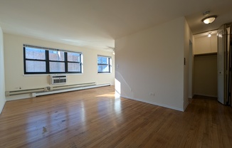 660 W Wrightwood Ave