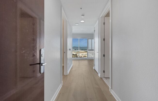 Renovated 1 Bedroom Panorama Unit