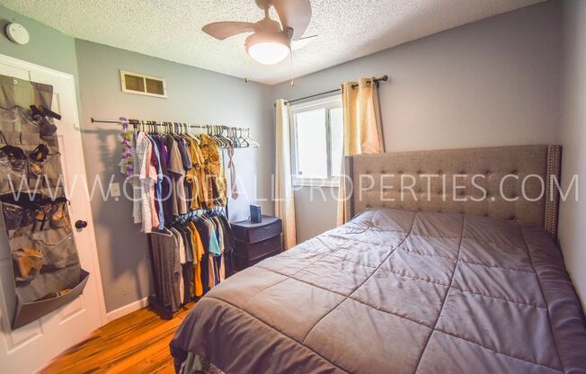 2 beds, 1.5 baths, $1,525