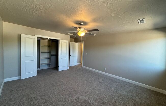 4 beds, 2.5 baths, $1,895, Unit # 7